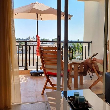 Petras Cozy Nest, 1-Bedroom Apt., Paphos-Universal 外观 照片
