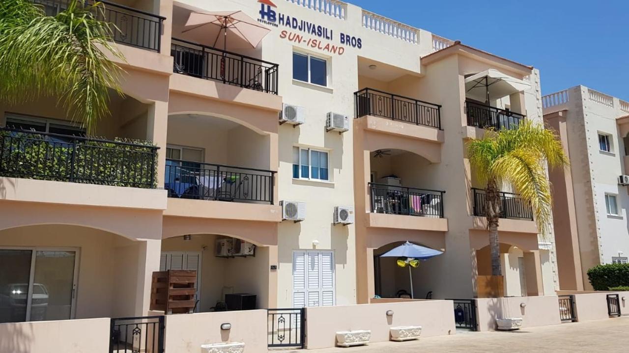 Petras Cozy Nest, 1-Bedroom Apt., Paphos-Universal 外观 照片