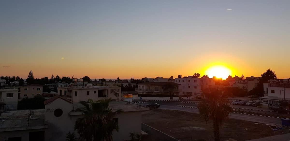 Petras Cozy Nest, 1-Bedroom Apt., Paphos-Universal 外观 照片